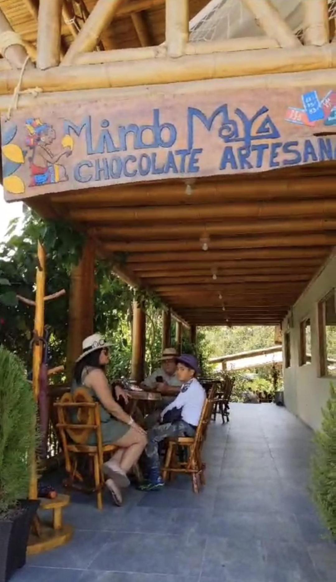 Golden Tree Mindo Eco-Lodge Ngoại thất bức ảnh